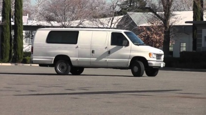 Prezentare generală a microbuzului ford econoline (1992-2007)