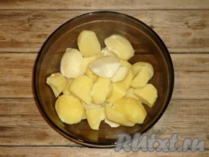 Sajtos és paradicsomos marhahúsból - lépésről lépésre főzünk képekkel (marhahús) Sajtos és paradicsomos marhahús - lépésről lépésre előkészítjük a képet