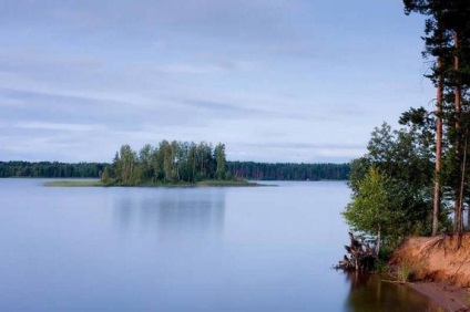 Lacul Velye din regiunea Novgorod