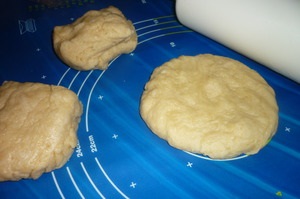Pie háromrétegű recept fotóval (háromrétegű) Pie háromrétegű recept fotóval