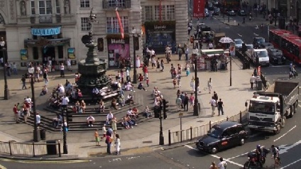 Piccadilly Circus - și care este în centru