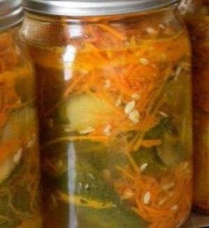 Rețete de castraveți conservate cu salate de morcovi în limba coreeană