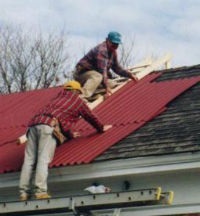 Repararea acoperișului din tablă ondulată