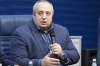 Alergătorul român de terehină este mai important să știe despre condamnarea candidatului decât despre anul sau locul nașterii sale -