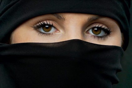 Scoateți hijabul! Cum în Rusia se discută interzicerea purtării unui burqa