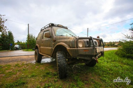 Suzuki Jimny compromisul japonez pentru șoferul extrem