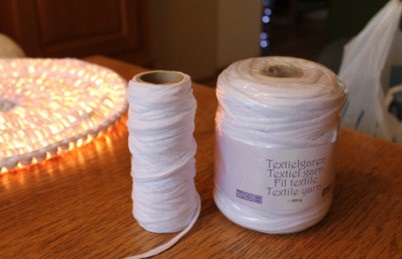 Trusa luminată tricotată de mâini proprii