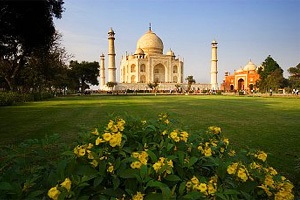 Taj Mahal, istoria mausoleului