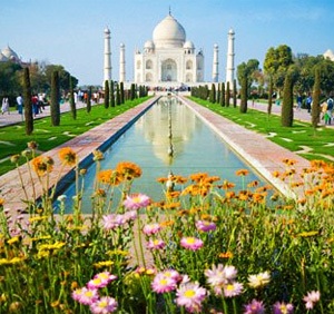 Taj Mahal, istoria mausoleului