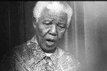 Nelson Mandela a murit - bloguri