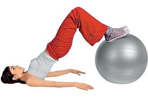 Exercițiile pe balonul de slăbire se topesc în kilograme