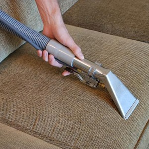 Curățarea chimică a mobilierului tapițat - o viață lungă și curată de canapele și fotolii