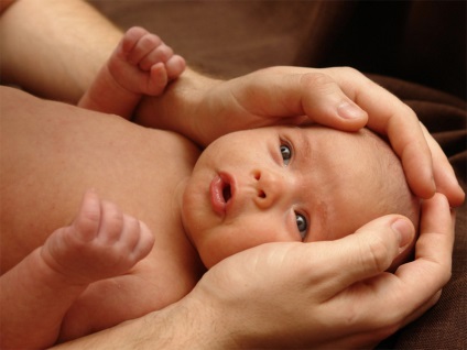 Orális torlódás a baba az ügy, a tünetek, hogyan kell segíteni a baba, a baba egészséges!