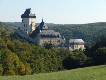 Castelul Karlstejn din Republica Cehă