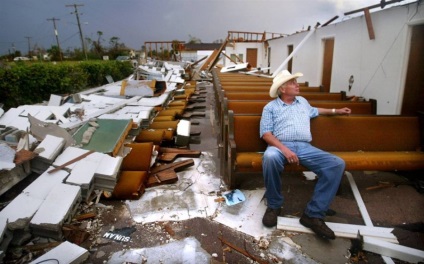 30 cele mai puternice uragane ale Americii (30 de fotografii)