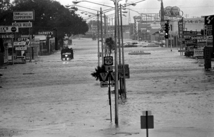 30 cele mai puternice uragane ale Americii (30 de fotografii)