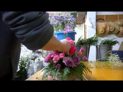 Floristica pentru începători cum să compuneți și să împachetați un buchet minunat cu propriile mâini (clasa de master)