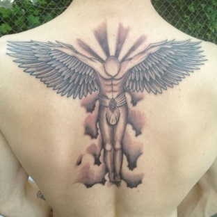 Unde să faci tatuajul îngerului gardian