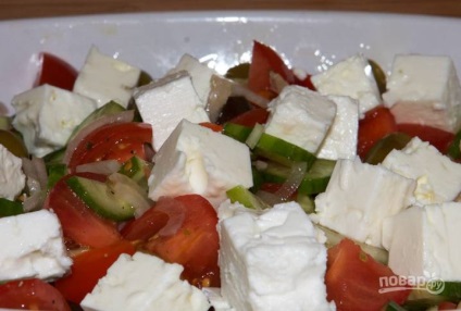 Görög saláta - brynzával - lépésről-lépésre recept a fényképen