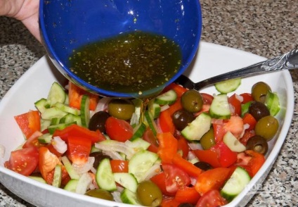 Salată greacă - cu brynza - rețetă pas cu pas cu fotografie