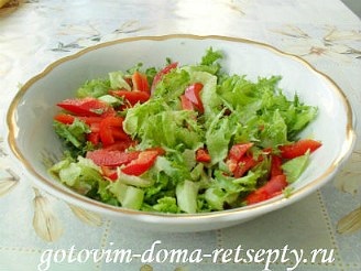 Salata greceasca cu brynza, reteta