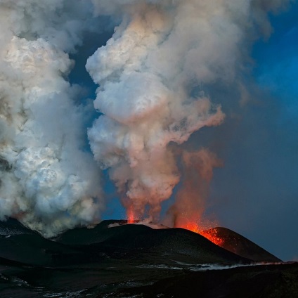 Vulcanul erupției plane dielectrice