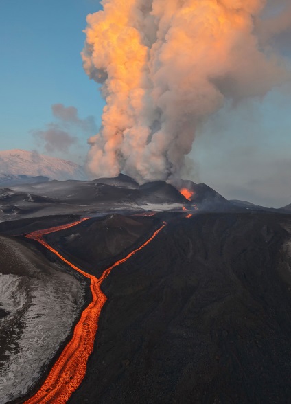 Vulcanul erupției plane dielectrice