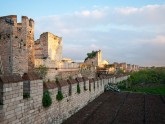 Cetatile zidurilor din Constantinopol (peretii Feodosia) din Istanbul, Turcia