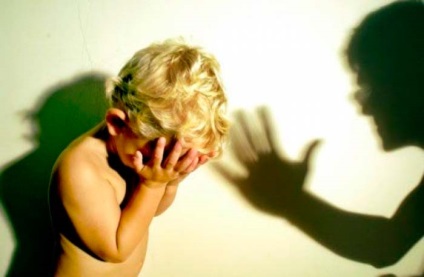 Az 1 éves válság a gyermekkorú pszichológiában és hogyan reagál