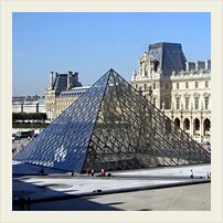 Louvre (Louvre), az útmutató csak Párizsban van!