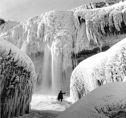 Niagara Falls îngheață - frumusețea care bewitches