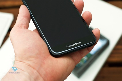 Prezentare generală a telefonului smartphone blackberry aurora (bbc100-1)