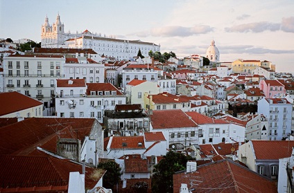 Portugalia cu tramvaiul spre ocean și spate, 24 de ore