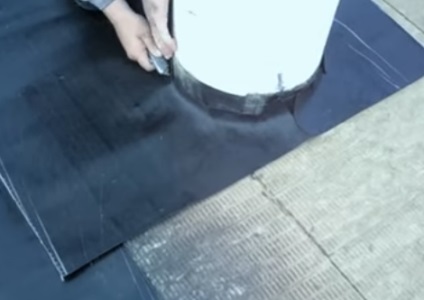 Roll roofing típusú bevonatok, halmozási technológia, eszköz, telepítési utasítások, videó és fényképek