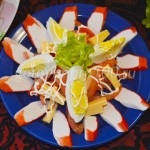 Salată cu șuncă și prune