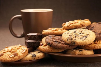 Cu ce ​​să beți biscuiți de cafea - desert rapid și gustos