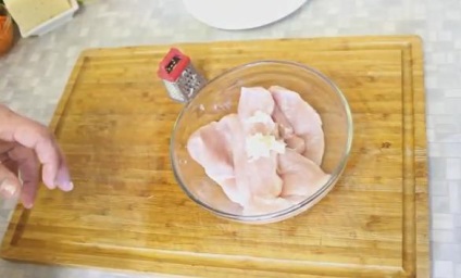 Shaurma csirkével, klasszikus egyszerű recept (csirke) Shaurma csirkével, klasszikus egyszerű recepttel
