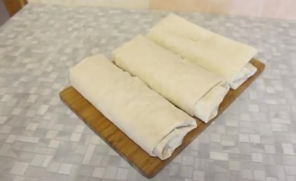 Shaurma csirkével, klasszikus egyszerű recept (csirke) Shaurma csirkével, klasszikus egyszerű recepttel