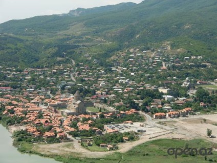 Îmbinarea râurilor aragvi și găini în mtskheta, Georgia - deschideți-vă Azerbaidjan!