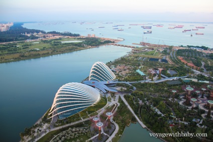 Punctul de vedere al hotelului nisipurile marina bay - skypark din Singapore la apus - voyagewithbaby -