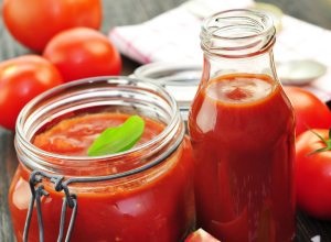 Merită să mănânci roșii pe o dietă pentru a afla valoarea calorică a tomatelor