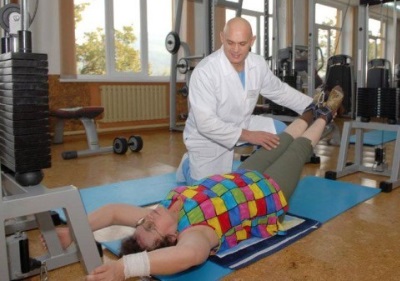 Exerciții pentru durere în genunchi în conformitate cu Bubnovsky
