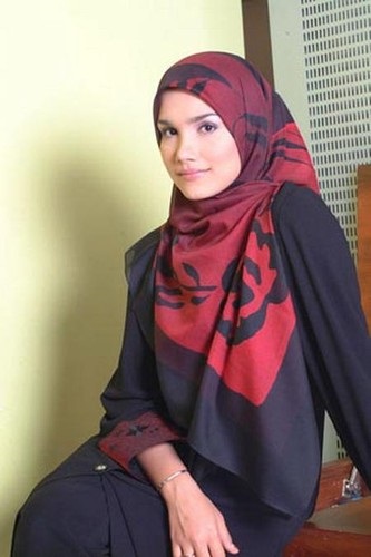 Toate farmecele hidajului în ikhjambe حجاب