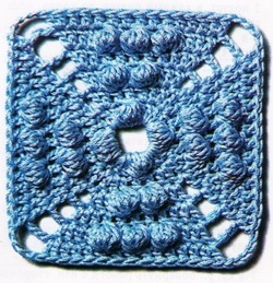 Medalioane decorative tricotate