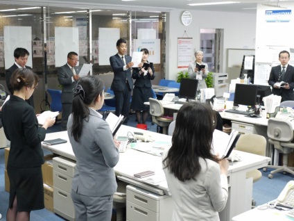 Cultura corporativa japoneza functioneaza tardiv, productivitate scazuta, refuz de vacanta si