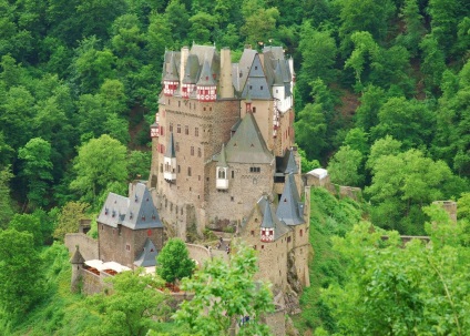Descrierea castelului Eltz, fotografie și video ale castelului
