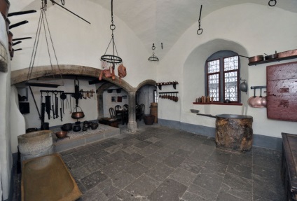 Eltz kastély leírása, fotó és videó a várról
