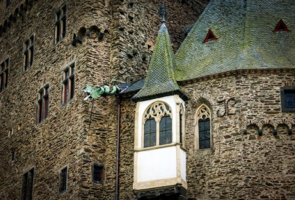 Descrierea castelului Eltz, fotografie și video ale castelului