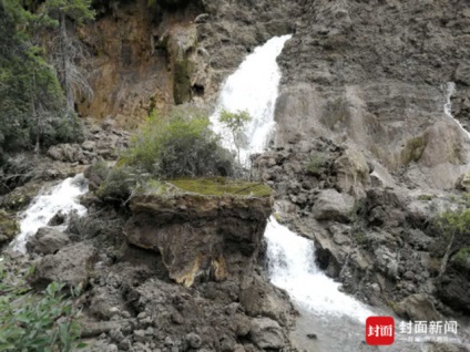 Землетрус в Сичуані перетворило відомі водоспади в купу бруду