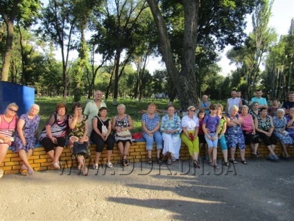 Locuitorii din satul Dinas din Pokrovsk au vorbit împotriva construirii unei biserici în parc - știri